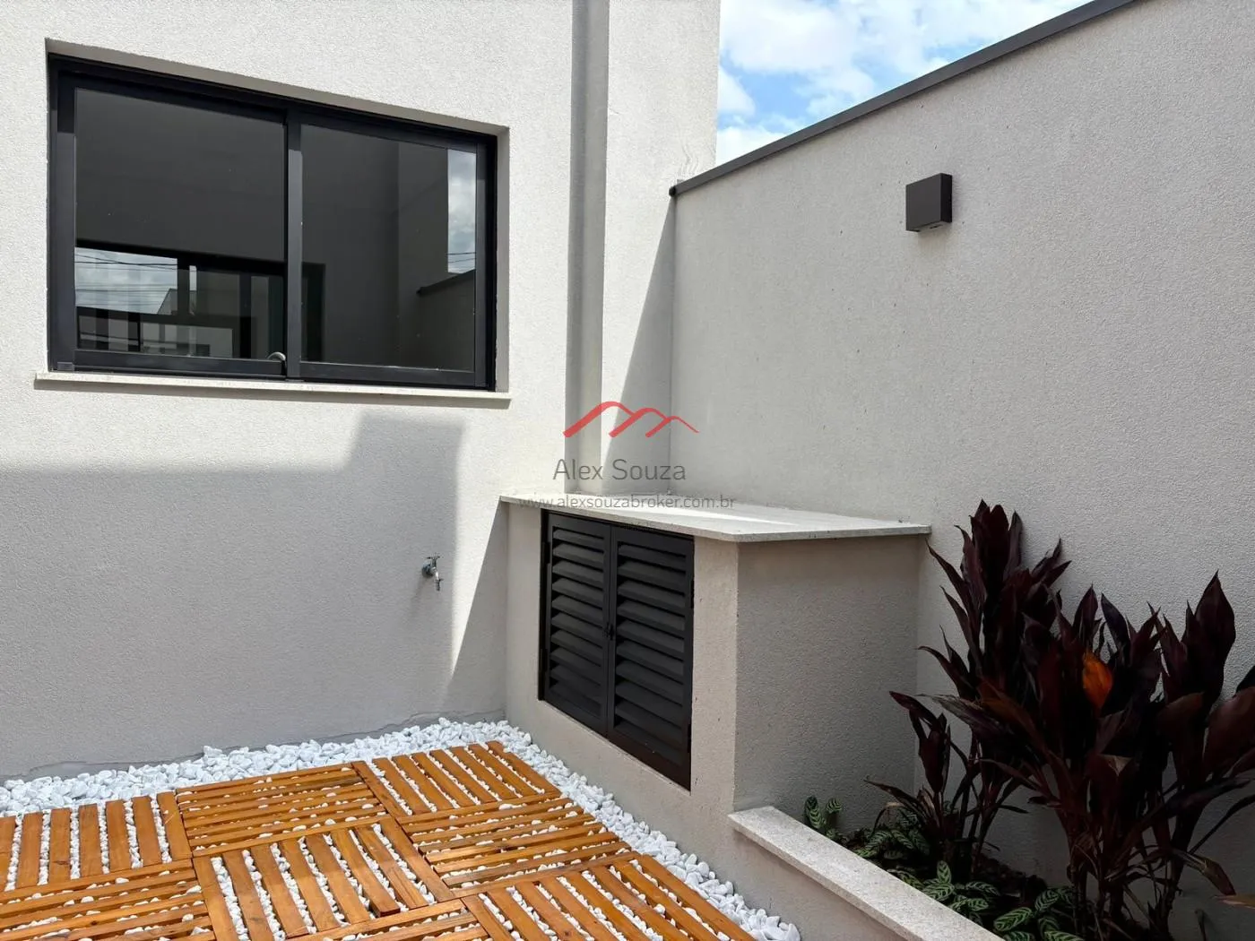 Imagem Casa em Condomínio para Venda em Hortolândia, Parque Ortolândia, 3 dormitórios, 3 suítes, 4 banheiros, 4 vagas