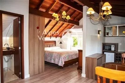 Imagem Casa com 6 quartos, 510m2, à venda em Canela, Centro