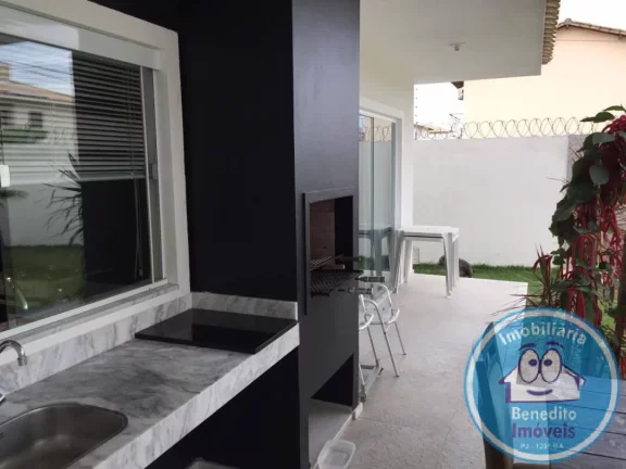 Imagem Vendo casa térrea próximo da praia com 04 suítes R$950.000,00