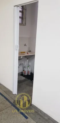 Imagem Salão comercial, em sobreloja, para locação. Jardim das Flores / Osasco