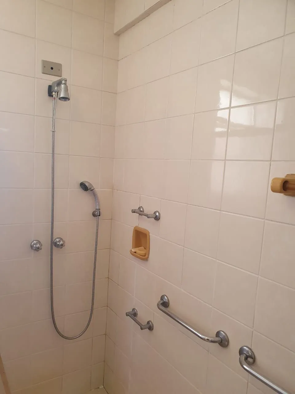 Imagem Apartamento de 3 quartos no bairro Independência em Porto Alegre