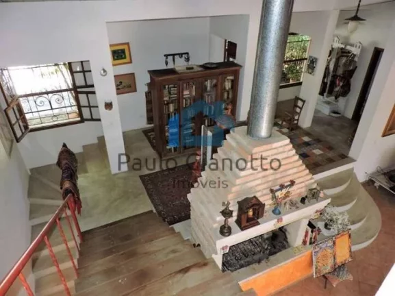 Imagem Casa à venda - Estilo, charme e privacidade em 2 Lotes!