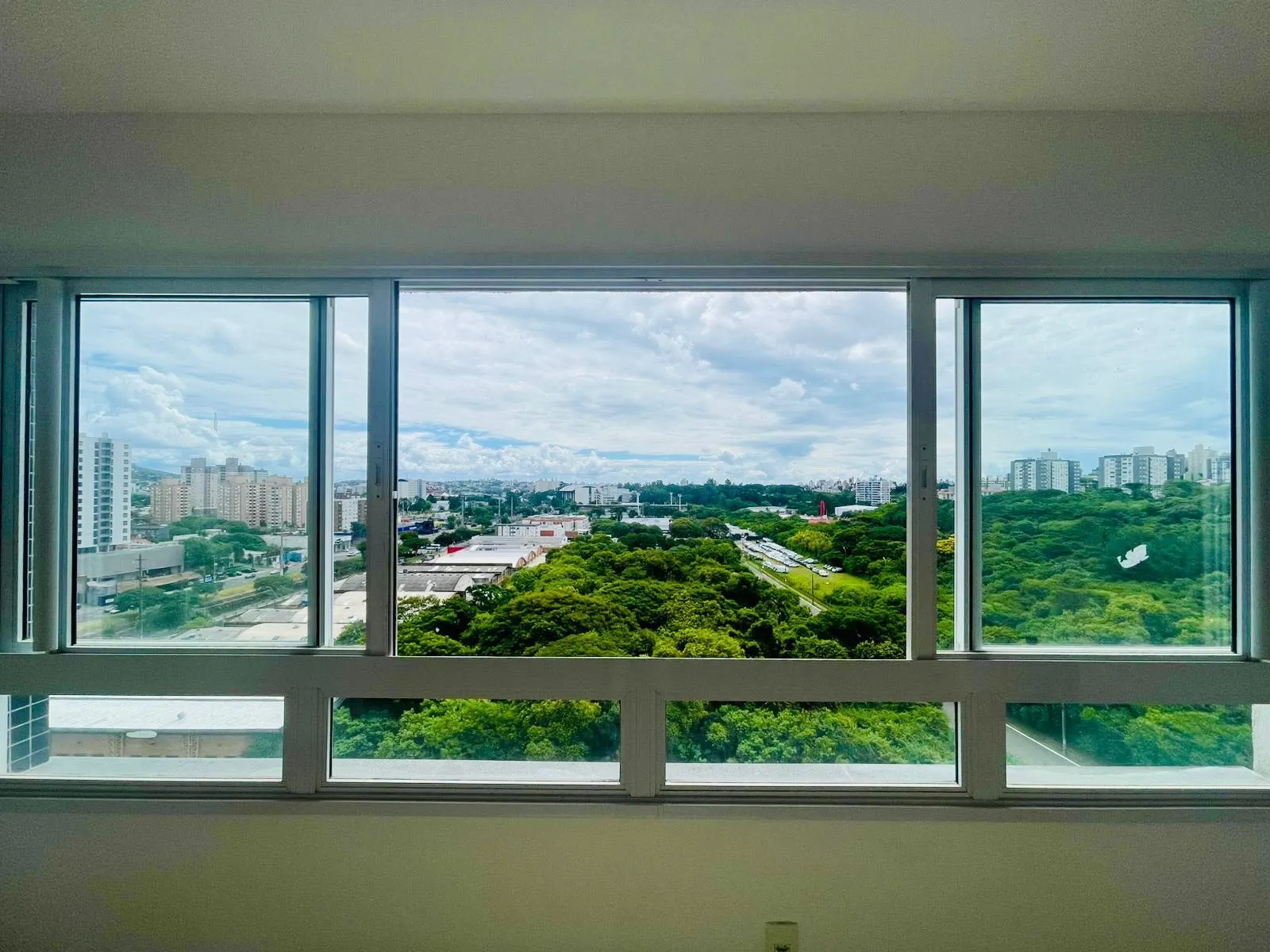 Imagem Apartamento com lareira, churrasqueira e 3 dormitórios no Central Park