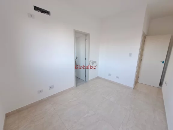 Imagem Casa em villagio à venda com 94m², 2 suítes, piscina por R$598.405,00 em Santos