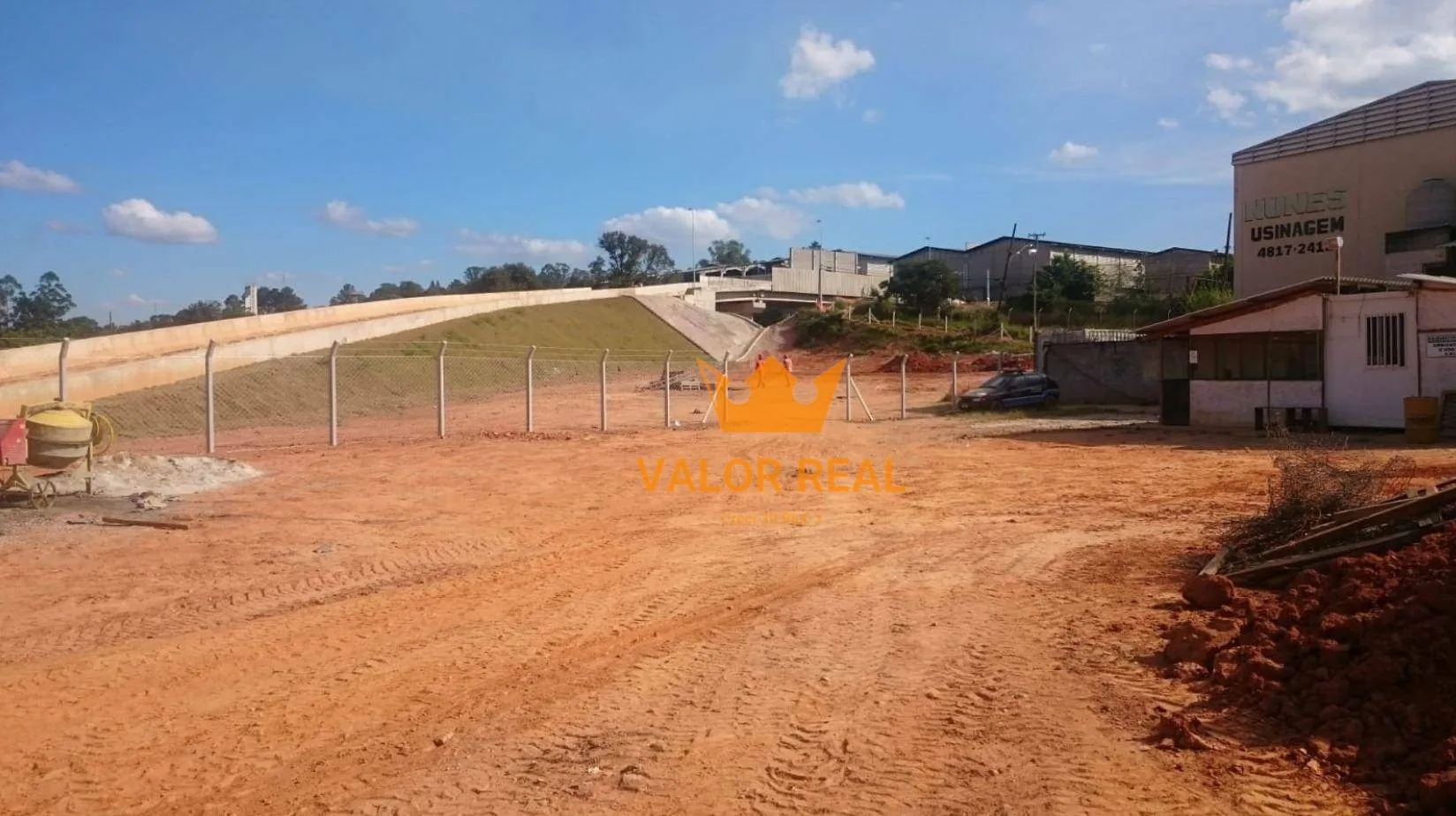Foto do imóvel Terreno Estratégico à Venda ou Locação: Potencialize Seus Negócios na Marginal do Rio Jundiaí. Aceita permuta
