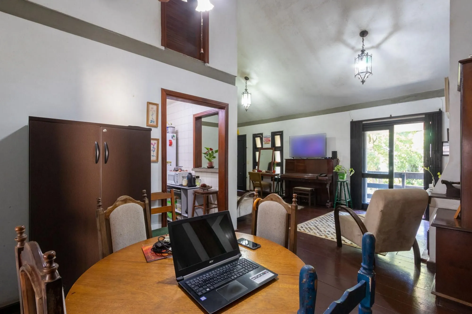 Imagem Casa para Venda - 286.28m², 2 dormitórios, sendo 1 suites, 3 vagas - Santa Tereza