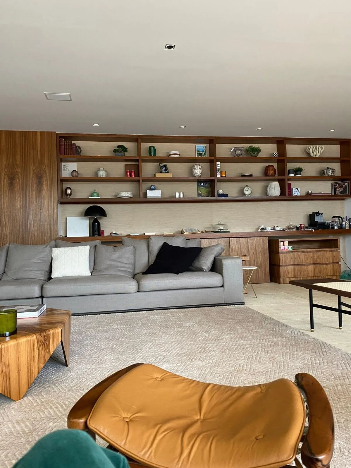 Imagem Casa à venda na Fazenda Boa Vista, Villa 620, com 4 suítes, 790 m², terreno de 2.600 m² e projeto de Marcio Kogan