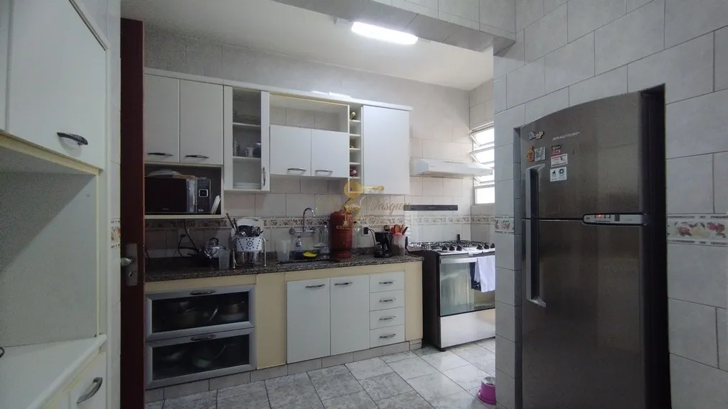 Imagem Casa em Condomínio para Venda em Teresópolis / RJ no bairro Agriões