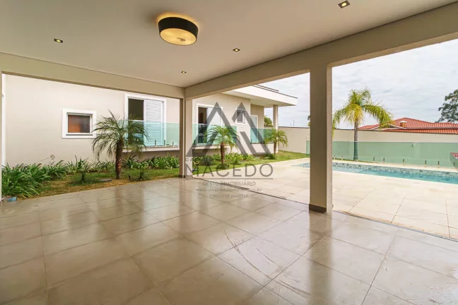 Imagem Maravilhosa casa de campo com 5 dormitórios no Ninho Verde II