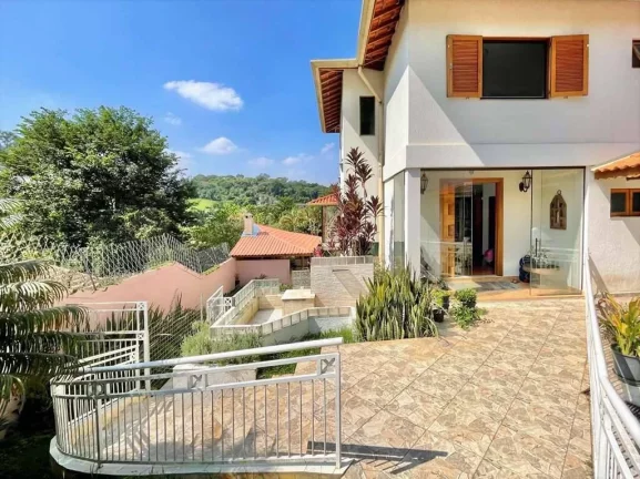 Imagem Cond. Paineiras II - Impecável! 3 suítes, piscina, gourmet, salão e VISTA!