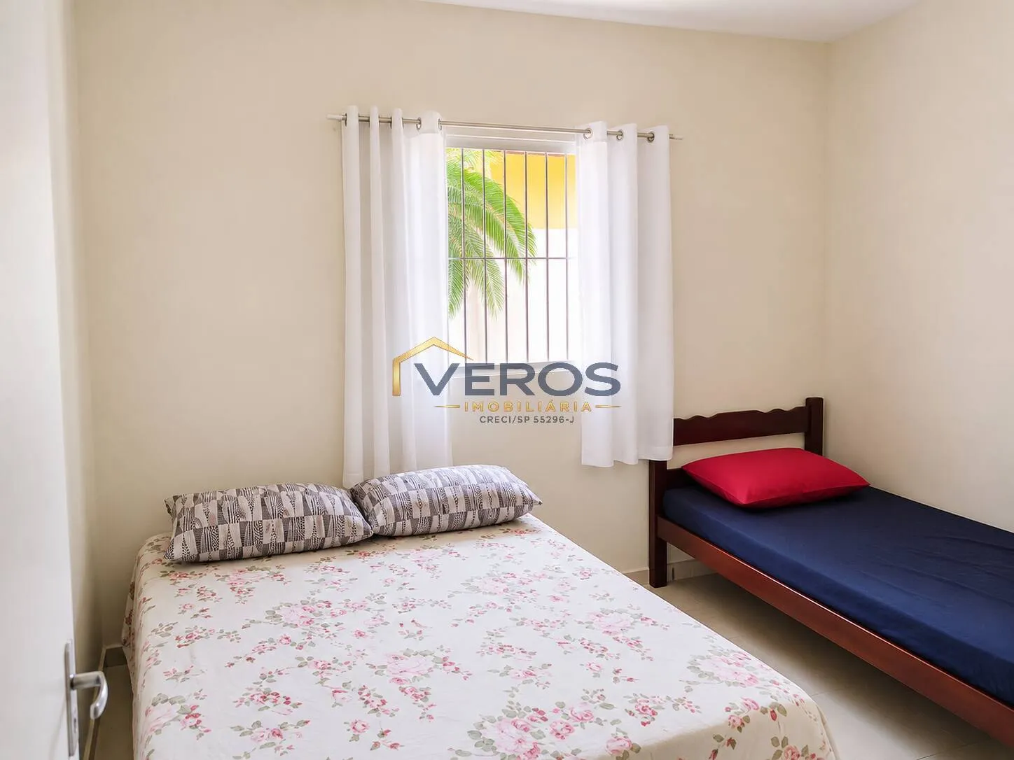 Imagem Casa em condomínio com 2 quartos a venda na Martim de Sá Caraguatatuba