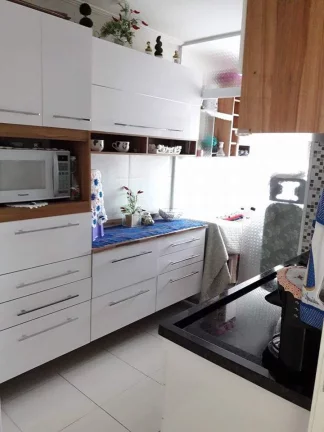 Imagem Vila Livieiro, 2 dormitórios, sacada, 1 vaga - Lazer com Piscina