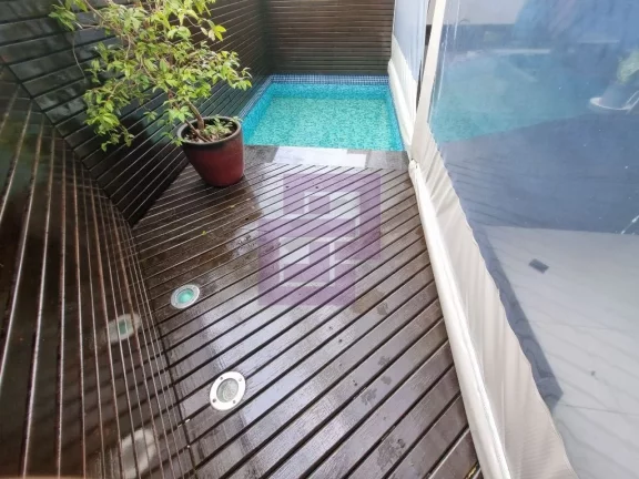 Imagem Pitangueiras ! Piscina Privativa. 300 metros do mar.