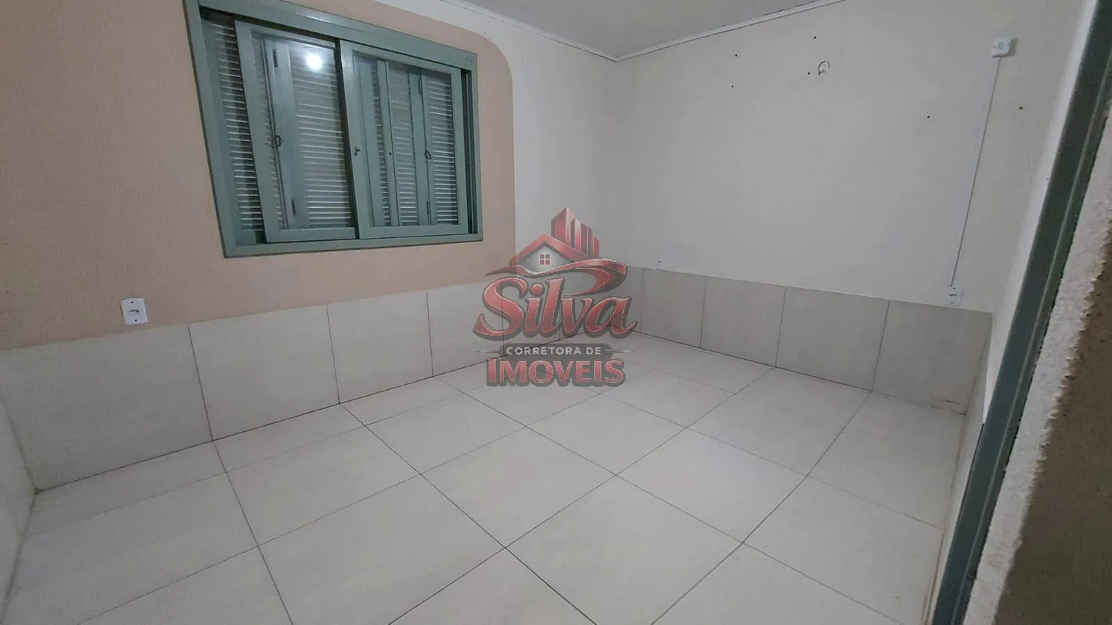 Imagem Casa com suíte à venda em Imbé com lareira e 103m²