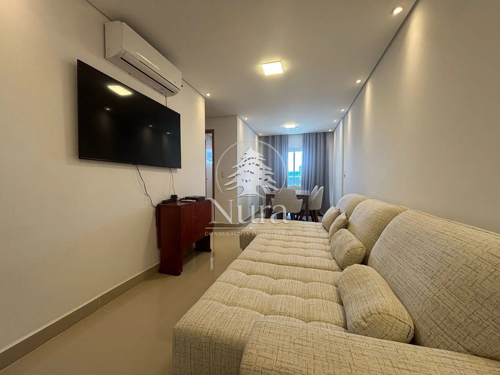 Imagem Apartamento de 2 quartos, 65m² no bairro Embaré, em Santos