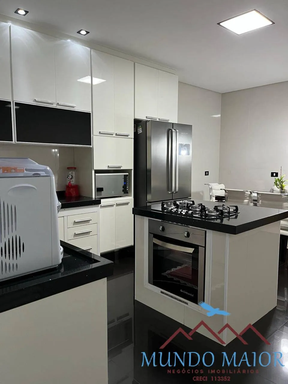 Imagem Excelente sobrado 3 dorms1 suíte- sotão e telhado, área externa e 2 vagas!!