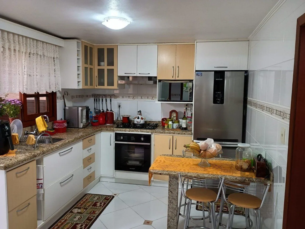 Imagem Casa 2 dormitórios, vagas de garagem, Bairro Parque da Matriz