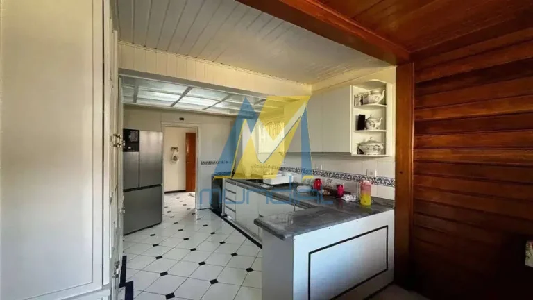 Imagem Casa de Alto Padrão à Venda com 540m² - Espaço, Conforto e Sofisticação