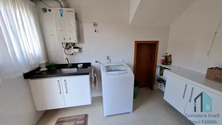 Imagem - Chácara com casa em condomínio, local seguro, ótima localização em São Jose dos Pinhais divisa com Piraquara PR