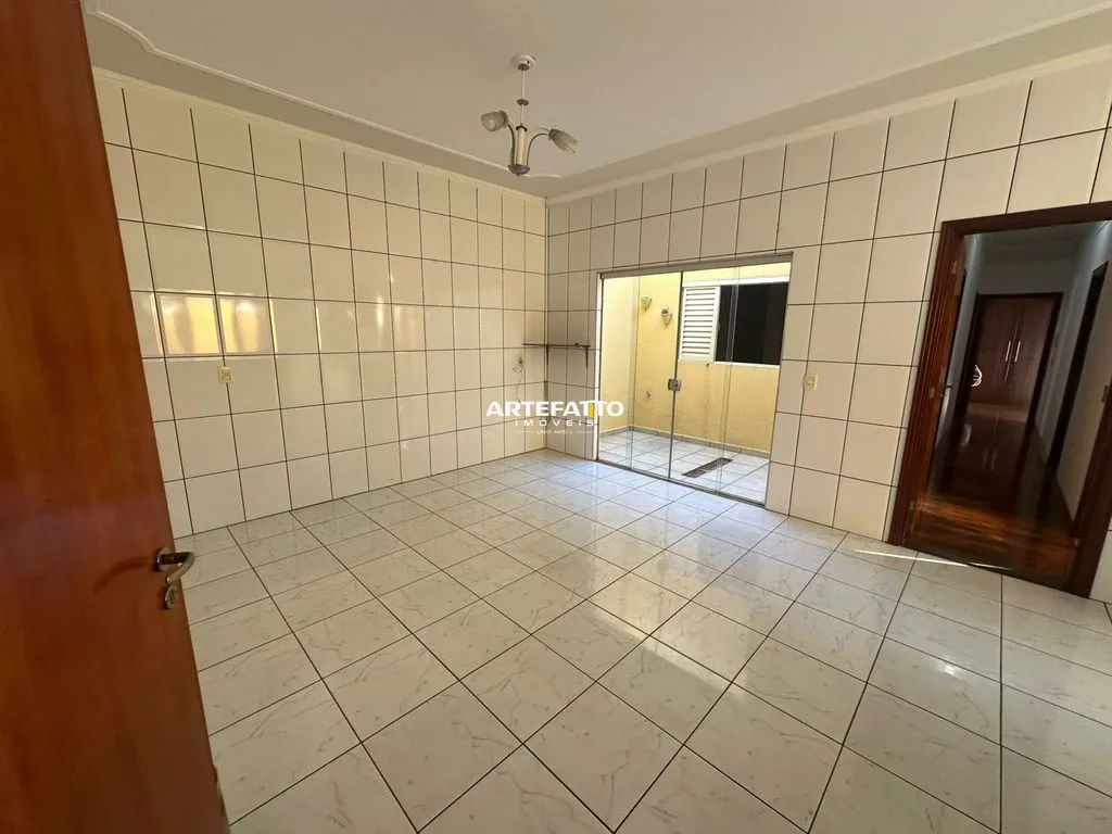 Imagem Casa com 3 dormitórios no bairro Vila Santa Cruz
