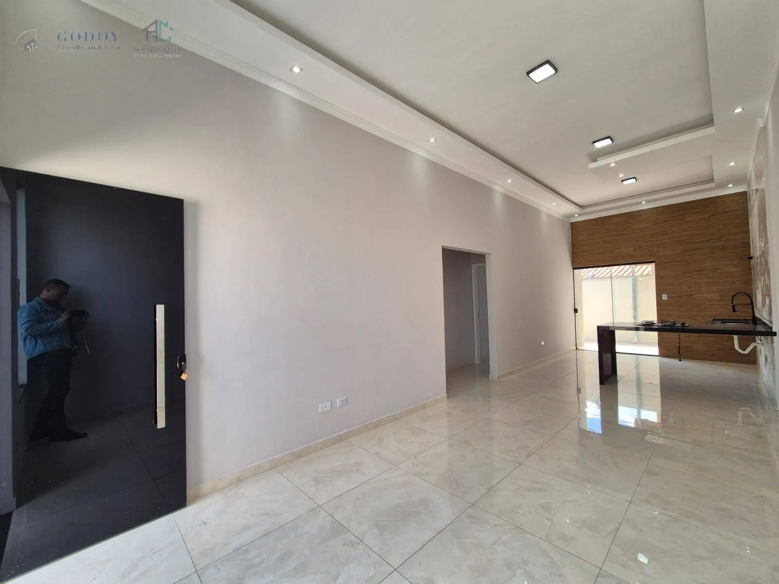 Imagem Conforto e Estilo: Casa Térrea com Piscina no Flamboyant