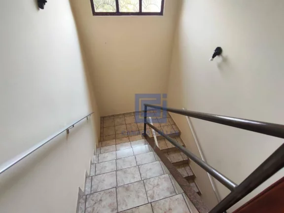 Imagem Casa com 4 dormitórios para alugar por R$ 3.300,00/mês - Jardim Teixeira - Socorro/SP