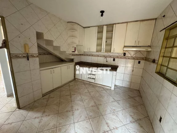 Imagem Sobrado com 4 dormitórios à venda, 280 m² por R$ 620.000,00 - Setor Sudoeste - Goiânia/GO