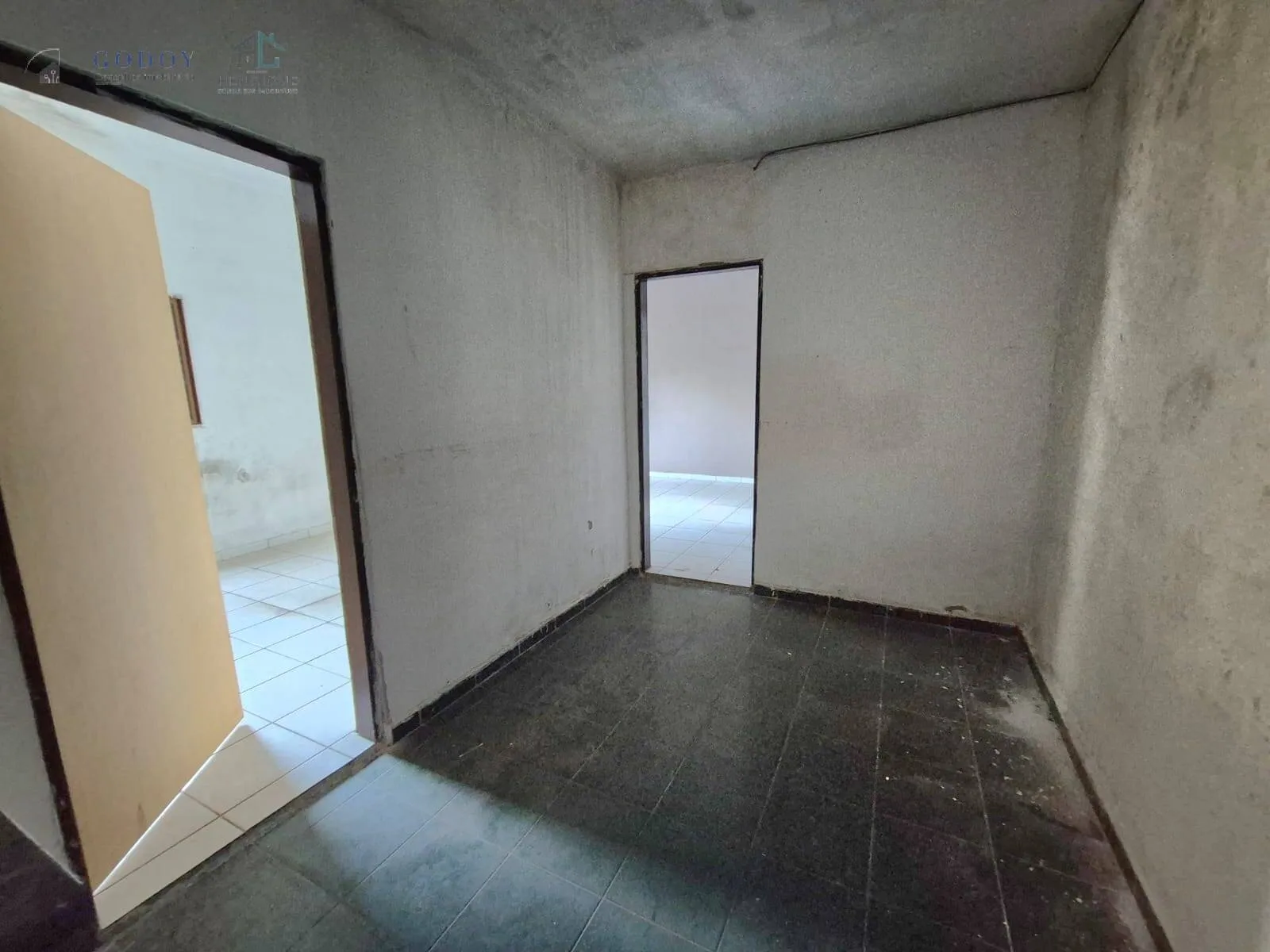 Imagem IMÓVEL COM GRANDE POTENCIAL DE VALORIZAÇÃO - TERRENO AMPLO COM 360M²