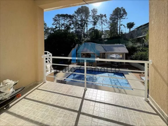 Imagem Casa à venda no Centro Comercial da Granja Viana / SP