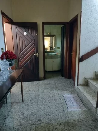 Imagem Sobrado à venda, 426 m² por R$ 1.800.000,00 - Centro - Mogi das Cruzes/SP