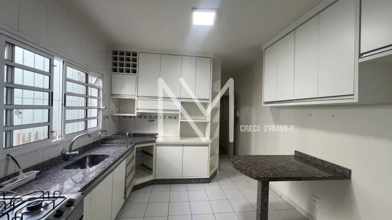 Imagem Casa Sobrado à Venda 3 Quartos 1 Suíte 187m² - Bairro Ana Maria
