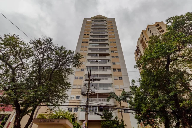 Foto do imóvel Apartamento à venda na Vila Romana, São Paulo-SP: 3 quartos, 1 suíte, 3 salas, 3 vagas de garagem!