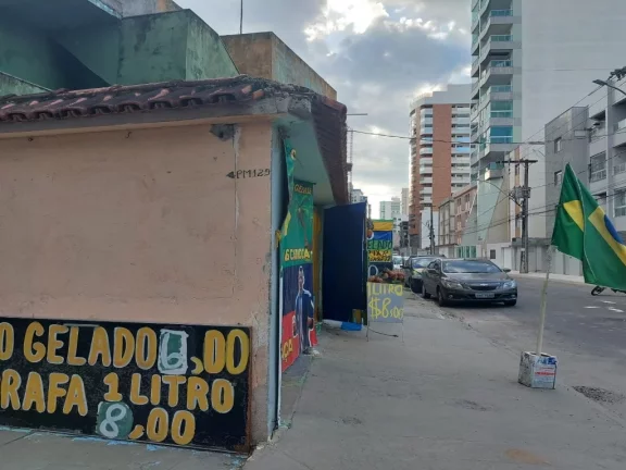 Imagem Casa de esquina com 6 quartos na Praia do Morro