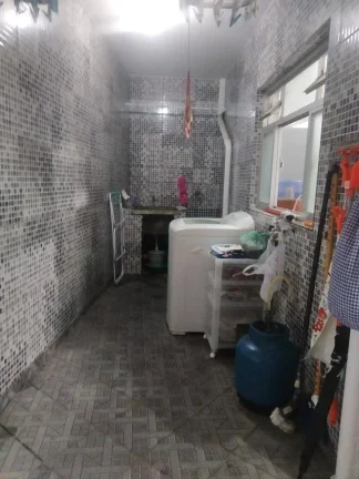 Imagem Sobrado Maravilhoso 240 m² 3 Dormitórios 2 vagas de Garagens Estuda Carro