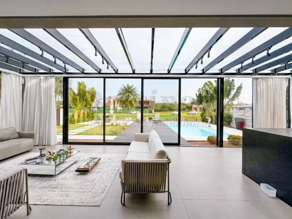 Imagem Casa 3 suítes para Locação Anual em Torres