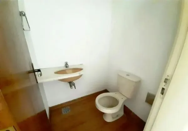 Imagem Apartamento no Petrópolis de 3 dormitórios e 2 vagas DESOCUPADO