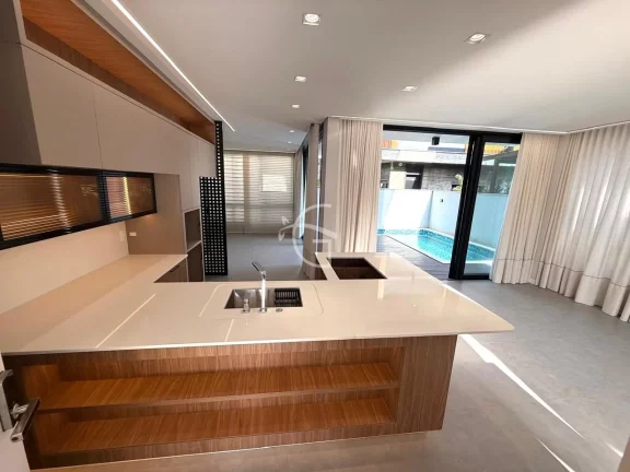 Imagem Casa de Condomínio à venda na Rua Guilherme Zilmann em Joinville - SC