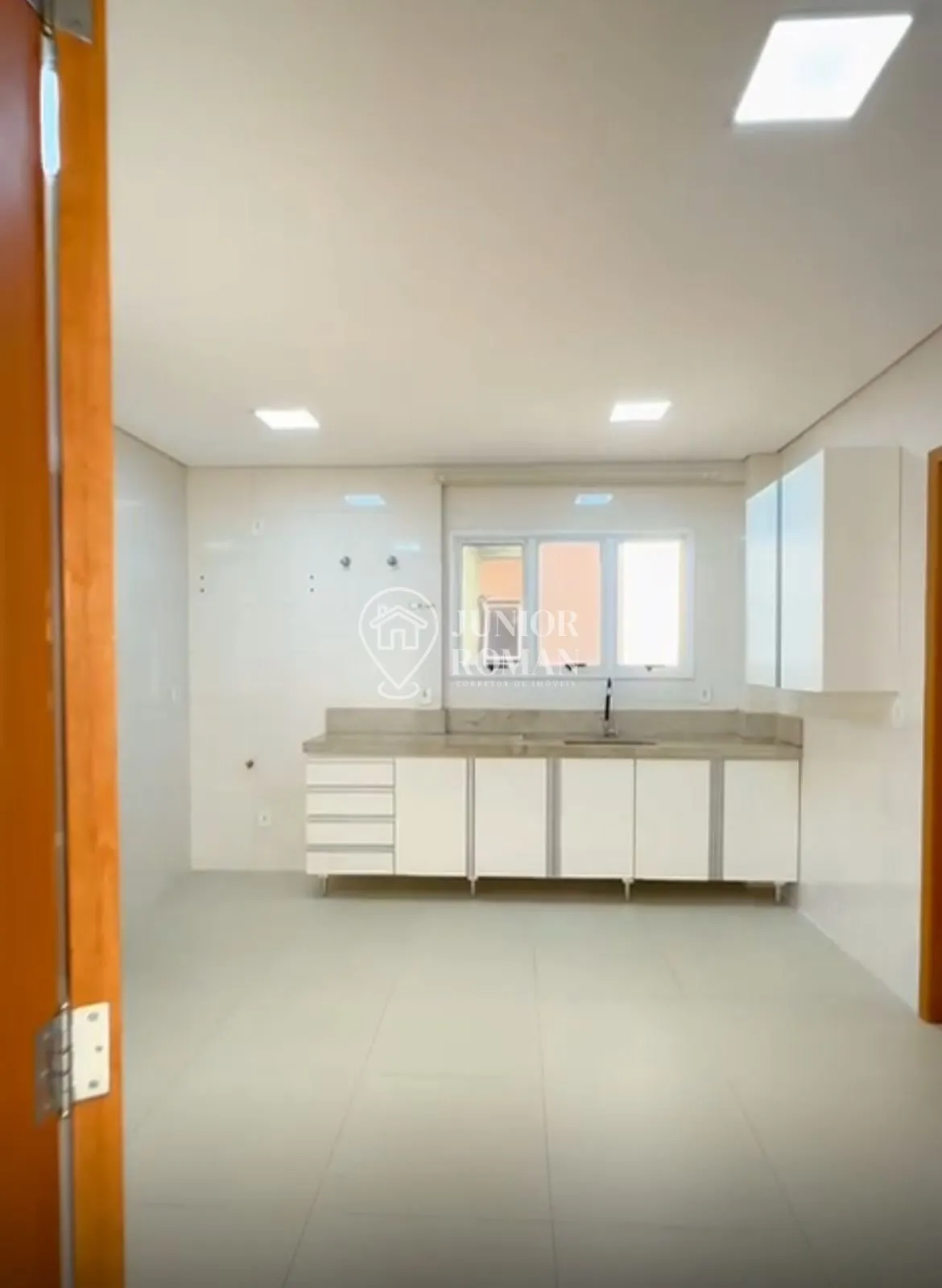 Imagem APARTAMENTO 3 DORM 1 SUITE COM VARANDA NO ED. CHAPADA DIAMANTINA - LUIS EDUARDO MAGALHÃES