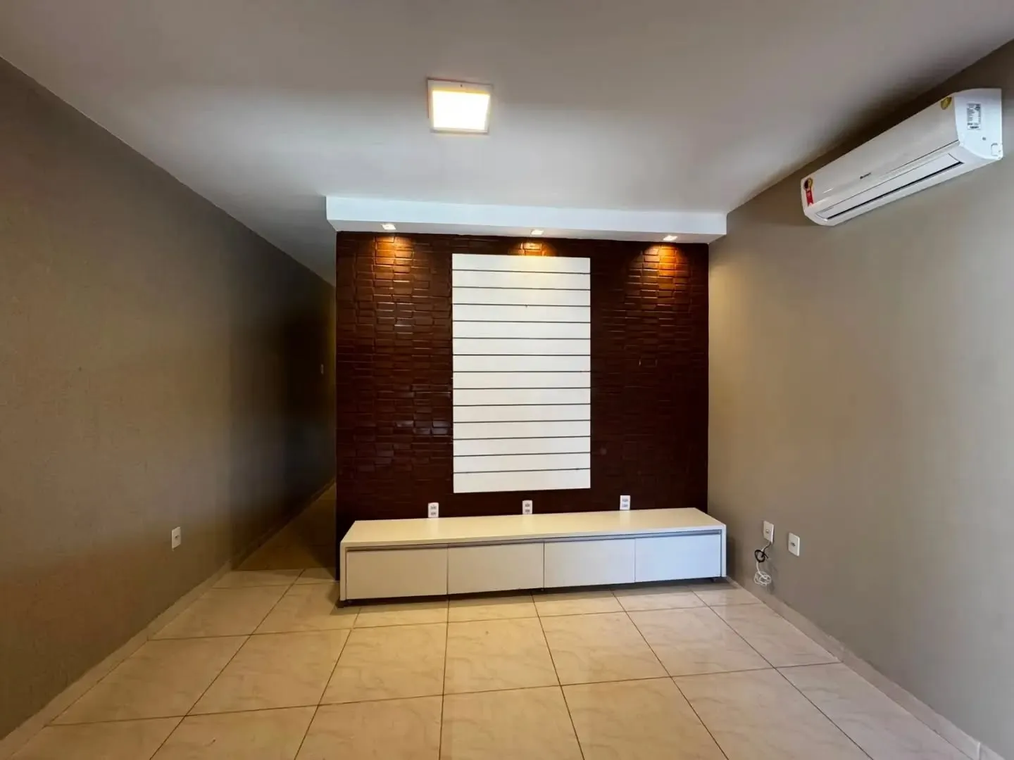 Imagem Casa 3/4 Com Suite Jardim Sao Jose , Zero De Entrada Para Uma Renda De 13k