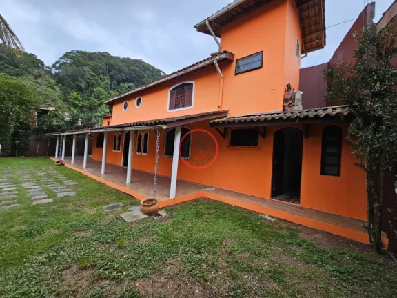 Imagem CASA A VENDA NO CENTRINHO DE BOISSUCANGA, COM 2 SUÍTES A 100 METROS DA PRAIA, ACEITA PERMUTA EM SÃO JOSÉ DOS CAMPOS