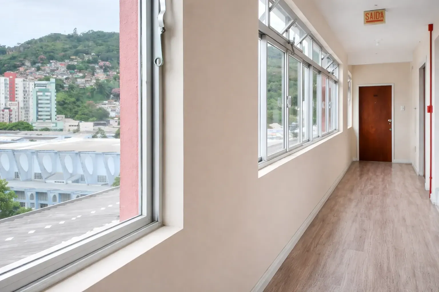 Imagem Apartamento com 1 Quarto à Venda, Locação ou Temporada, 40 m² em Centro - Florianópolis