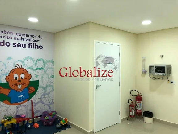 Imagem Ponto Comercial à venda com 250m², 3 andares, clientela fixa por R$ 330.000,00 no centro de Santos