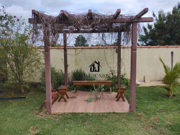 Imagem Chácara com 3 dormitórios à venda, 750 m² por R$ 650.000,00 - Ipanema do Meio - Sorocaba/SP