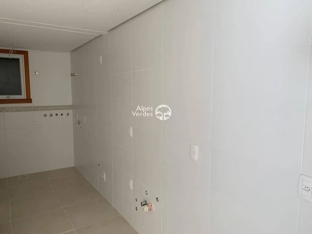 Imagem VENDE-SE APARTAMENTO EM GRAMADO PROXIMO A RUA COBERTA