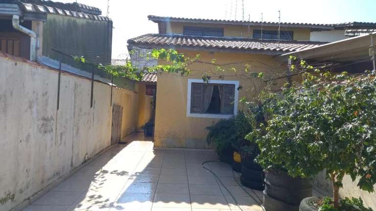 Imagem Casa para Venda em Itanhaém, Tupy, 2 dormitórios, 1 suíte, 2 banheiros, 2 vagas
