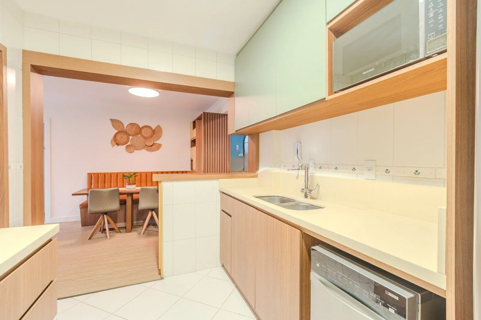 Imagem Apartamento de 3 dormitórios á venda no Bairro Cristal, Porto Alegre