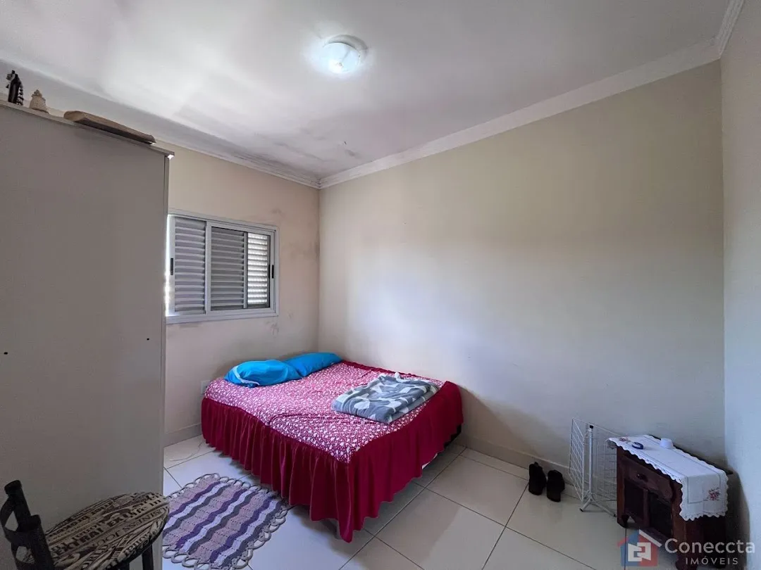 Imagem Apartamento com 3 dormitórios à venda, 68 m² por R$ 350.000,00 - Caiçaras - Patos de Minas/MG