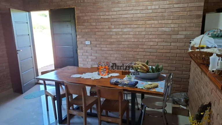 Imagem Chácara com 2 dormitórios à venda, 5938 m² por R$ 550.000 - Cambuí - Cambuí/MG