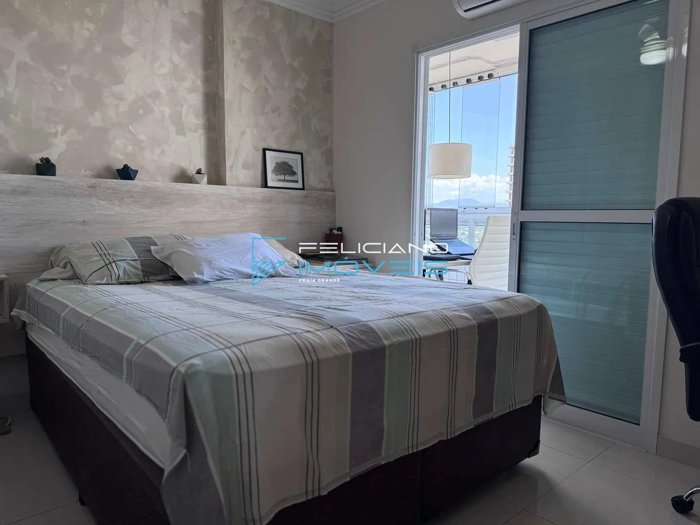 Imagem Apartamento com 2 quartos, Guilhermina, Praia Grande - R$ 745 mil, Cod: 6138