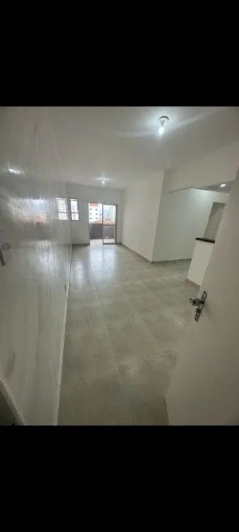 Imagem Apartamento à Venda em Vila Tupi, Praia Grande - SP